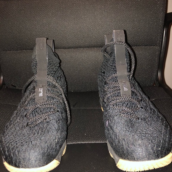 Nike Lebron 15s - Picture 2 of 3